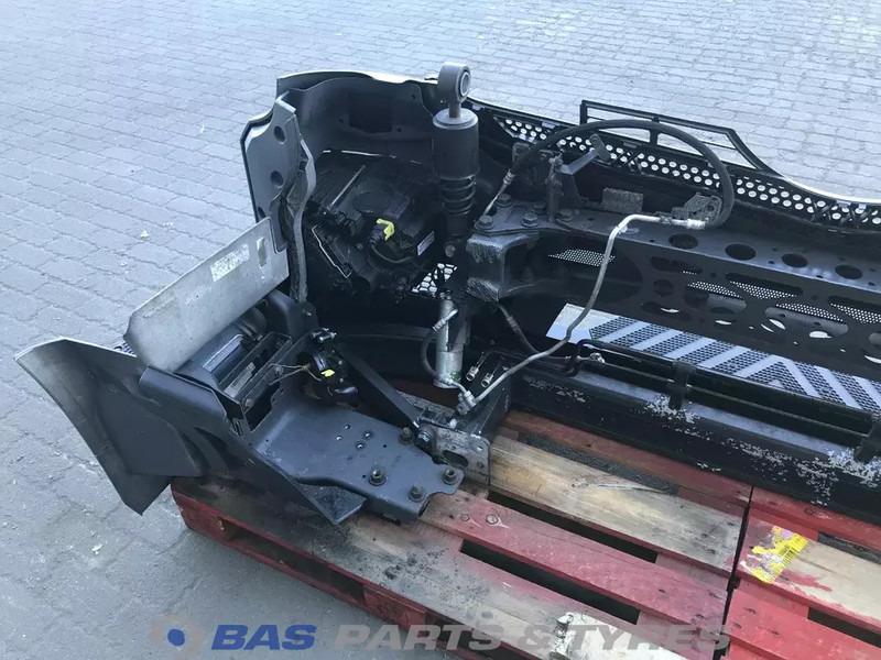 Mercedes-Benz Antos MP4 - Προφυλακτήρας για Φορτηγό: φωτογραφία 4 Mercedes-Benz Antos MP4 - Προφυλακτήρας για Φορτηγό: φωτογραφία 4