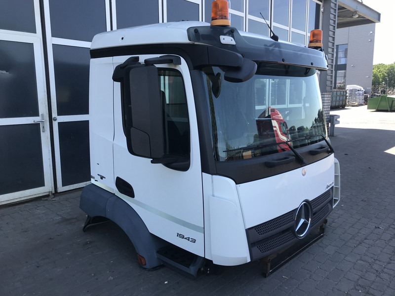Mercedes-Benz Antos MP4 - Καμπίνα και εσωτερικό για Φορτηγό: φωτογραφία 2 Mercedes-Benz Antos MP4 - Καμπίνα και εσωτερικό για Φορτηγό: φωτογραφία 2