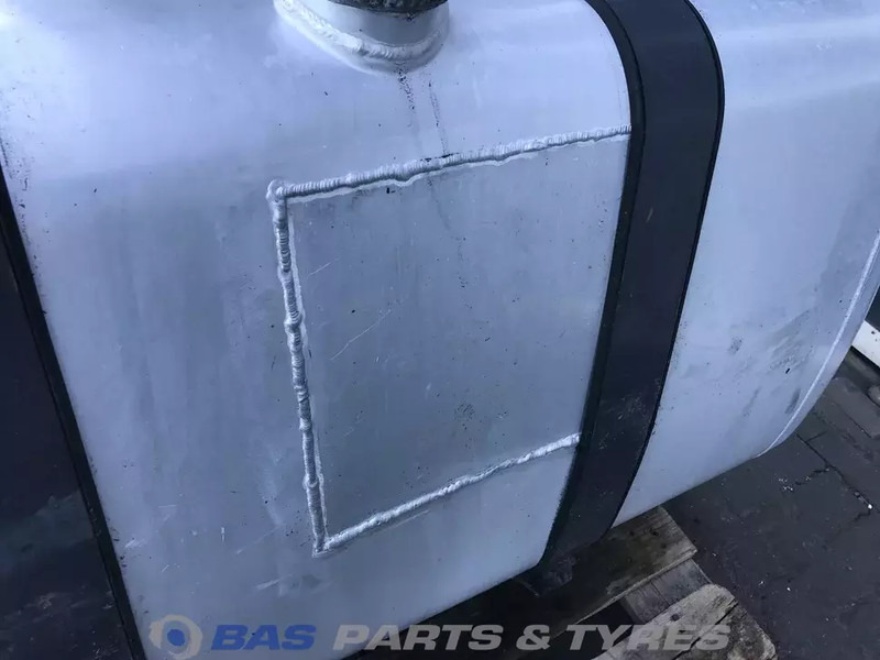 Ρεζερβουάρ καυσίμου για Φορτηγό Mercedes-Benz Brandstoftank Mercedes 570 Liter A 960 475 27 03: φωτογραφία 6