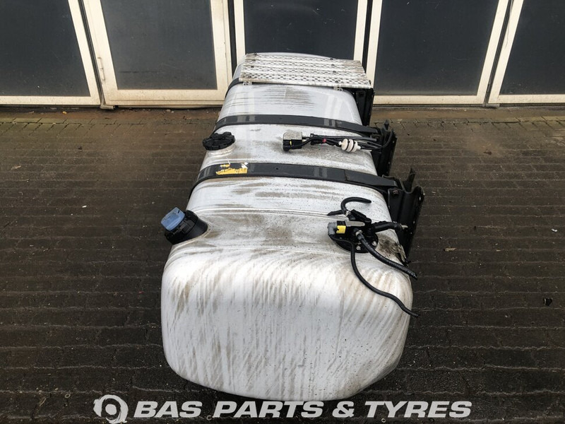 Mercedes-Benz Brandstoftank Mercedes 660 Liter A 960 470 36 01 - Ρεζερβουάρ καυσίμου για Φορτηγό: φωτογραφία 2 Mercedes-Benz Brandstoftank Mercedes 660 Liter A 960 470 36 01 - Ρεζερβουάρ καυσίμου για Φορτηγό: φωτογραφία 2