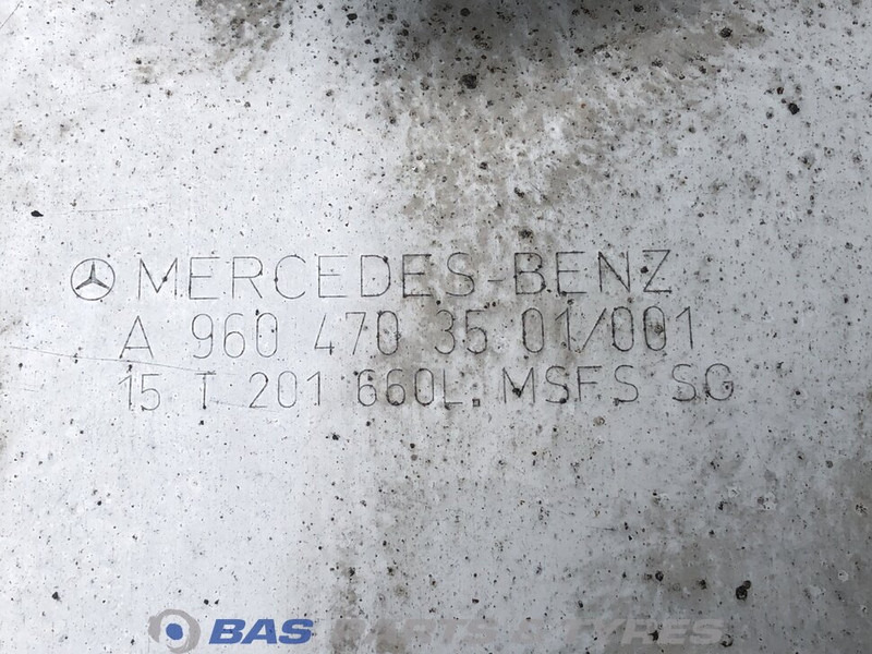 Mercedes-Benz Brandstoftank Mercedes 660 Liter A 960 470 36 01 - Ρεζερβουάρ καυσίμου για Φορτηγό: φωτογραφία 5 Mercedes-Benz Brandstoftank Mercedes 660 Liter A 960 470 36 01 - Ρεζερβουάρ καυσίμου για Φορτηγό: φωτογραφία 5