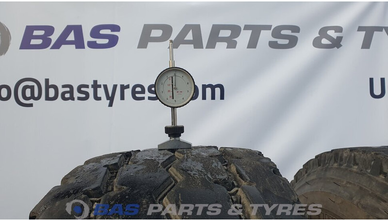 Pirelli Pirelli 13R22.5 FG:01 156/150 K M+S 3PMSF gebruikte set - Ελαστικό για Φορτηγό: φωτογραφία 3 Pirelli Pirelli 13R22.5 FG:01 156/150 K M+S 3PMSF gebruikte set - Ελαστικό για Φορτηγό: φωτογραφία 3