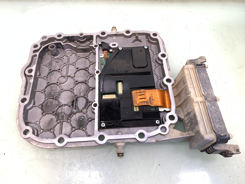 Renault T-Serie Versnellingsbakdeksel Renault 7424213321 - Κιβώτιο ταχυτήτων για Φορτηγό: φωτογραφία 2 Renault T-Serie Versnellingsbakdeksel Renault 7424213321 - Κιβώτιο ταχυτήτων για Φορτηγό: φωτογραφία 2