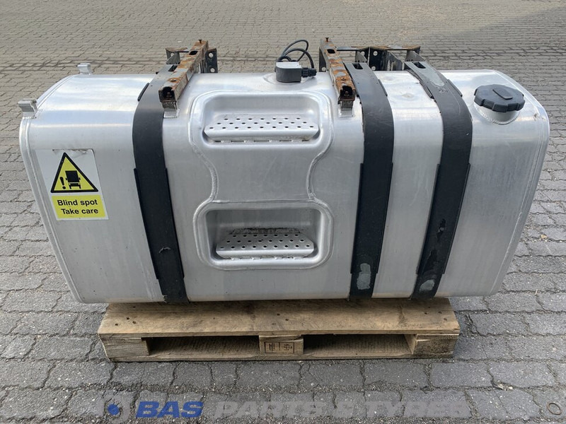 Volvo Brandstoftank Volvo 550 Liter G0000130 - Ρεζερβουάρ καυσίμου για Φορτηγό: φωτογραφία 1 Volvo Brandstoftank Volvo 550 Liter G0000130 - Ρεζερβουάρ καυσίμου για Φορτηγό: φωτογραφία 1