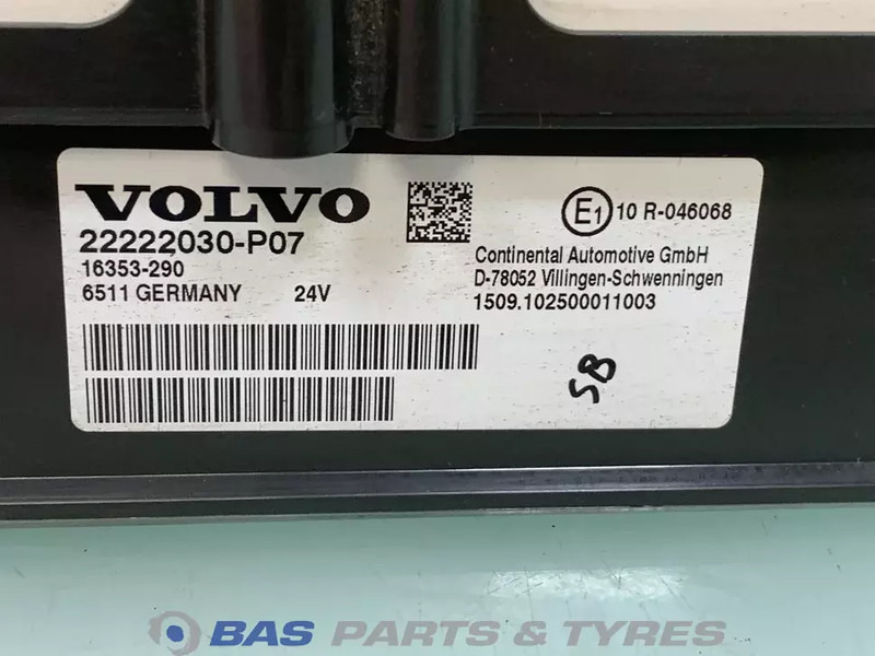 Volvo FH3 - Ταμπλό αυτοκινήτου για Φορτηγό: φωτογραφία 2 Volvo FH3 - Ταμπλό αυτοκινήτου για Φορτηγό: φωτογραφία 2