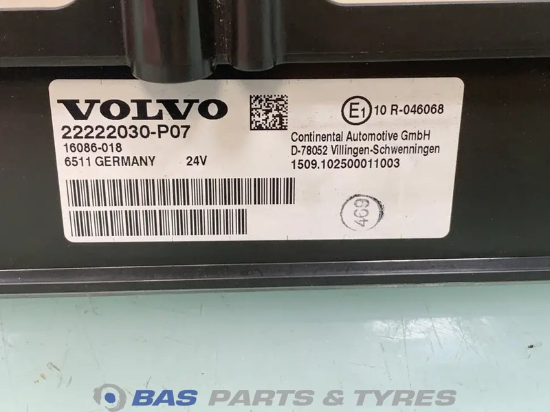 Volvo FH3 - Ταμπλό αυτοκινήτου για Φορτηγό: φωτογραφία 3 Volvo FH3 - Ταμπλό αυτοκινήτου για Φορτηγό: φωτογραφία 3