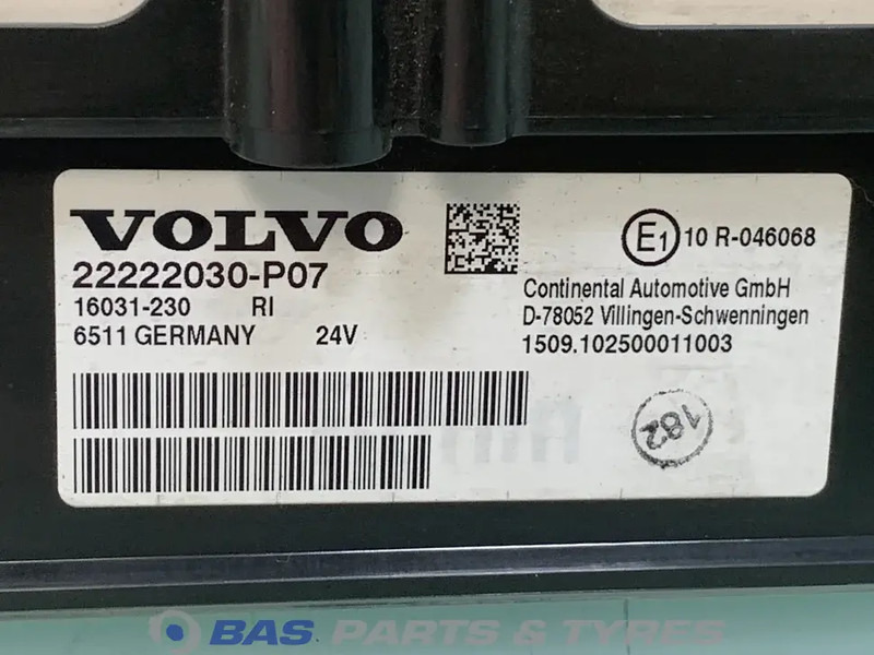 Volvo FH3 - Ταμπλό αυτοκινήτου για Φορτηγό: φωτογραφία 3 Volvo FH3 - Ταμπλό αυτοκινήτου για Φορτηγό: φωτογραφία 3