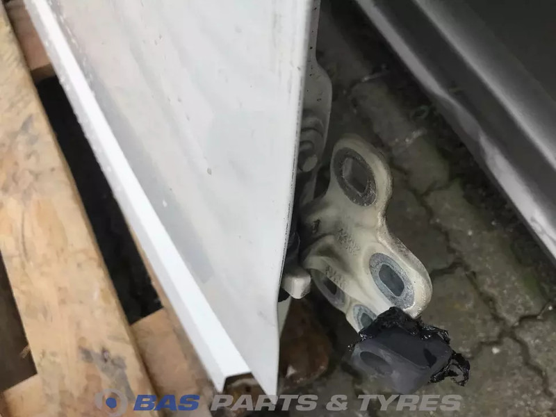 Volvo FH4 - Πόρτα και ανταλλακτικά για Φορτηγό: φωτογραφία 4 Volvo FH4 - Πόρτα και ανταλλακτικά για Φορτηγό: φωτογραφία 4