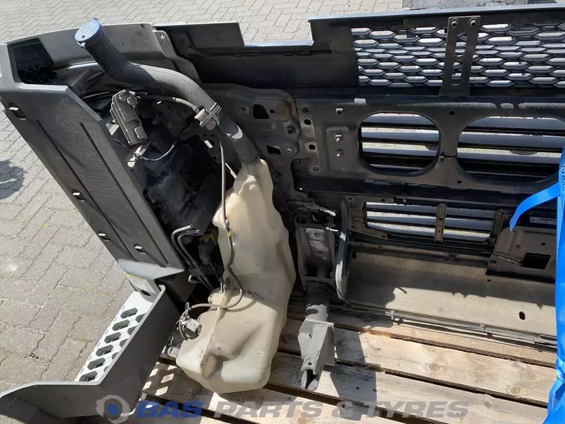 Volvo FH4 - Προφυλακτήρας για Φορτηγό: φωτογραφία 4 Volvo FH4 - Προφυλακτήρας για Φορτηγό: φωτογραφία 4