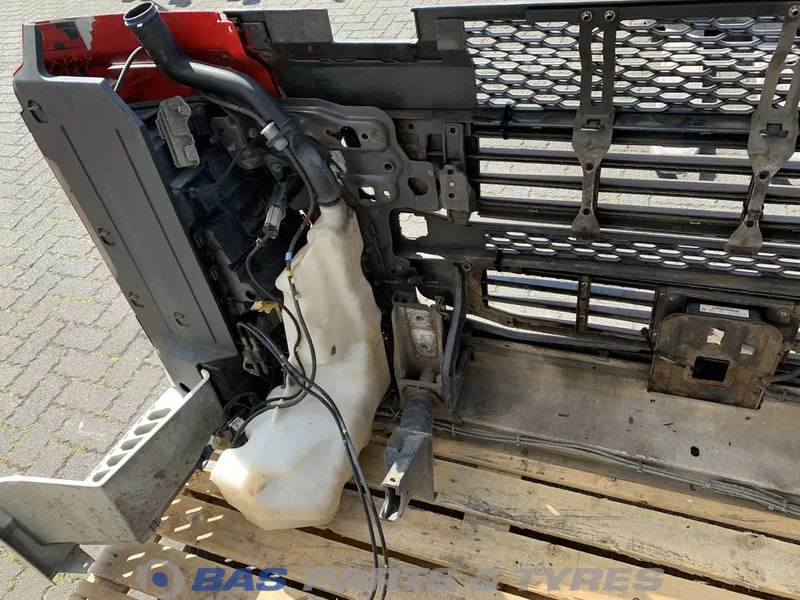 Volvo FH4 - Προφυλακτήρας για Φορτηγό: φωτογραφία 4 Volvo FH4 - Προφυλακτήρας για Φορτηγό: φωτογραφία 4