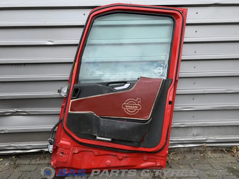 Volvo FH4 - Πόρτα και ανταλλακτικά για Φορτηγό: φωτογραφία 2 Volvo FH4 - Πόρτα και ανταλλακτικά για Φορτηγό: φωτογραφία 2