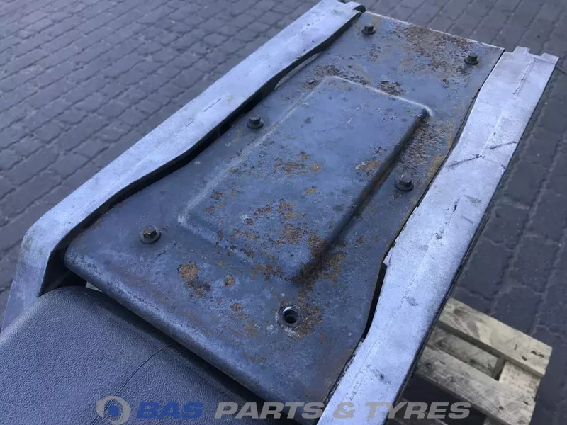 Volvo Volvo AdBlue tank 21219301 - Ανταλλακτικό για Φορτηγό: φωτογραφία 5 Volvo Volvo AdBlue tank 21219301 - Ανταλλακτικό για Φορτηγό: φωτογραφία 5