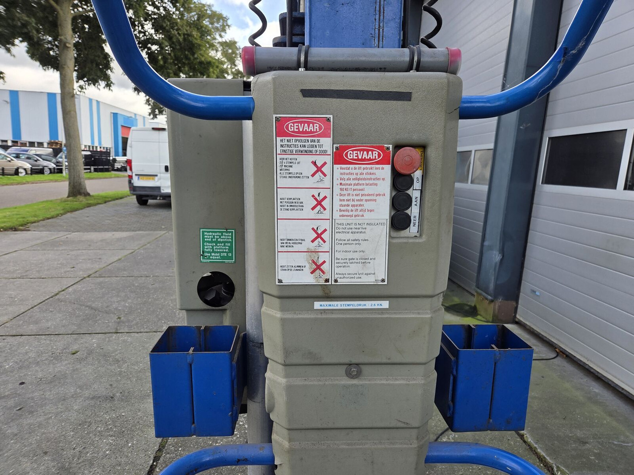 UpRight UL25 II hefsteiger - Κάθετος ανελκυστήρας με κατάρτι: φωτογραφία 5 UpRight UL25 II hefsteiger - Κάθετος ανελκυστήρας με κατάρτι: φωτογραφία 5
