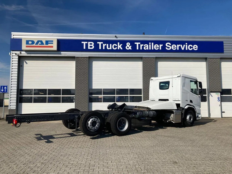 DAF XD 450 FAN CHASSIS SLEEPER CAB PTO STEERING LIFTAXLE 480WB - NEW - Φορτηγό σασί: φωτογραφία 3 DAF XD 450 FAN CHASSIS SLEEPER CAB PTO STEERING LIFTAXLE 480WB - NEW - Φορτηγό σασί: φωτογραφία 3