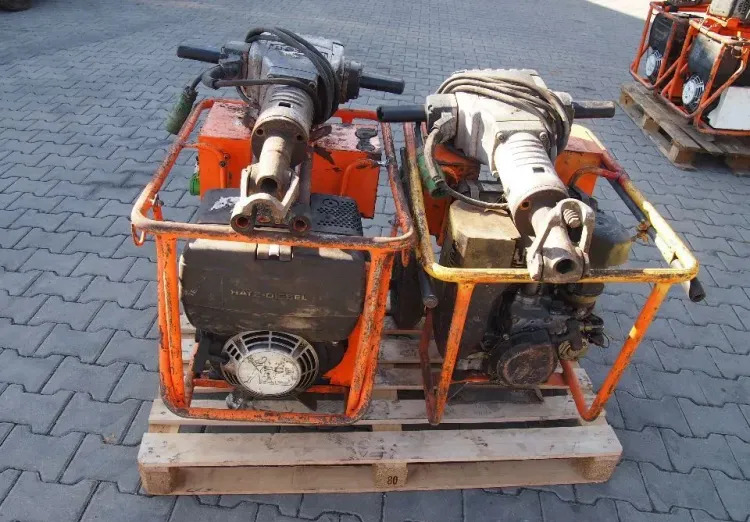 Agregat Bosch 2006 i Młot do kucia - Εξοπλισμού κατασκευών: φωτογραφία 1 Agregat Bosch 2006 i Młot do kucia - Εξοπλισμού κατασκευών: φωτογραφία 1