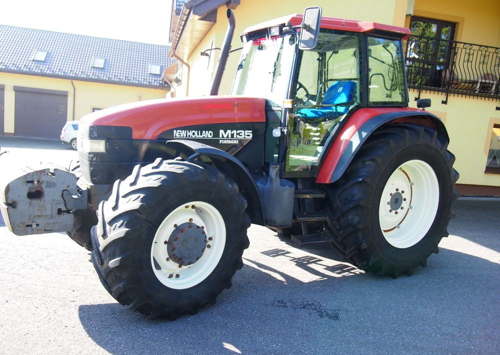 Ciągnik New Holland NH M 135 1998 NEW HOLLAND TM M135 - Τρακτέρ: φωτογραφία 5 Ciągnik New Holland NH M 135 1998 NEW HOLLAND TM M135 - Τρακτέρ: φωτογραφία 5