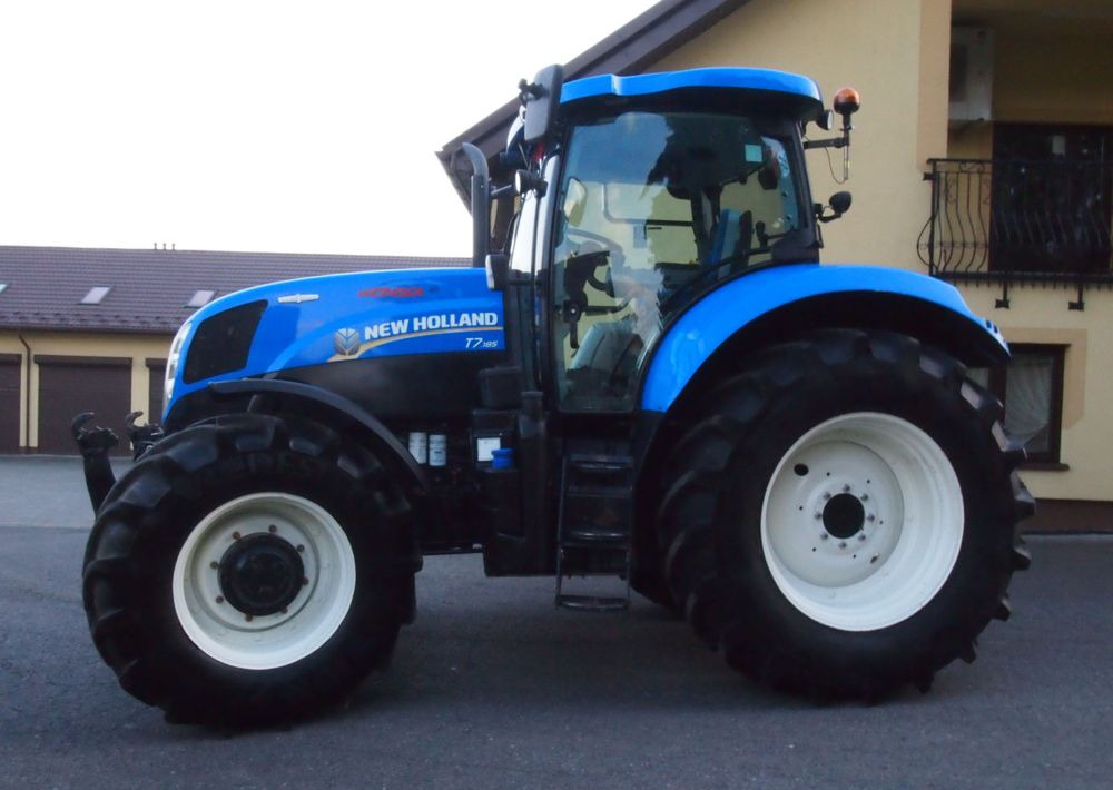 Ciągnik New Holland T7.185 2013 New Holland Autocommand i TUZ - Τρακτέρ: φωτογραφία 2 Ciągnik New Holland T7.185 2013 New Holland Autocommand i TUZ - Τρακτέρ: φωτογραφία 2