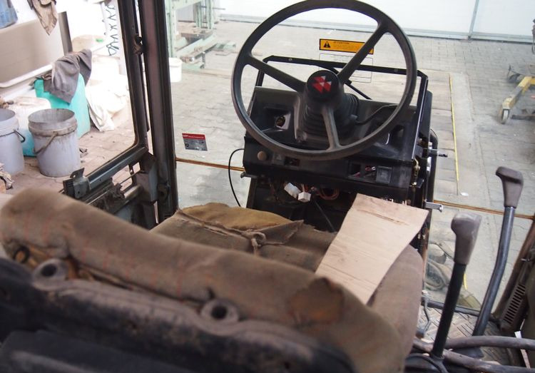Części do Ciągnika Massey Ferguson MF 3050, 3060, 3070, 3080, 3090 Kabina do Massey Ferguson serii 30.. , 31.. , 36.. - Καμπίνα για Γεωργικά μηχανήματα: φωτογραφία 3 Części do Ciągnika Massey Ferguson MF 3050, 3060, 3070, 3080, 3090 Kabina do Massey Ferguson serii 30.. , 31.. , 36.. - Καμπίνα για Γεωργικά μηχανήματα: φωτογραφία 3