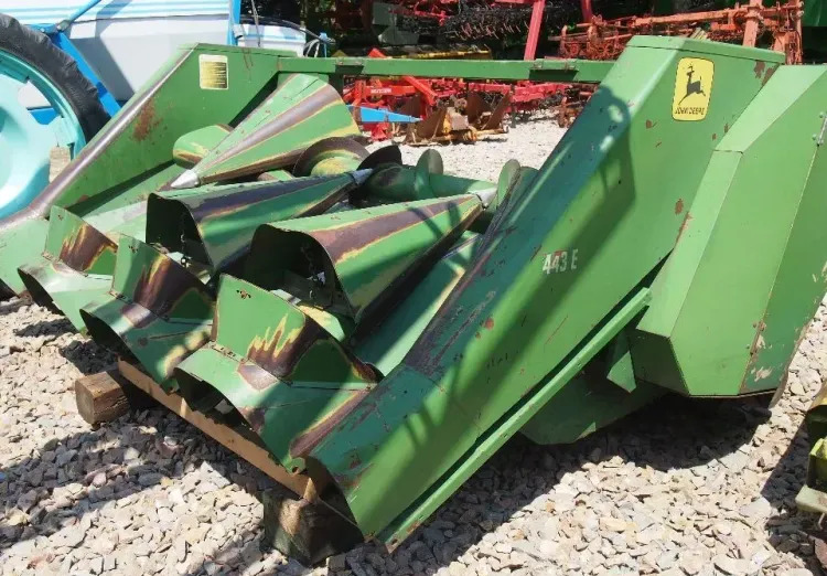 Heder John deere do kukurydzy 4 rzędowy claas john deere - Καλαμποκομαχαιρο: φωτογραφία 3 Heder John deere do kukurydzy 4 rzędowy claas john deere - Καλαμποκομαχαιρο: φωτογραφία 3
