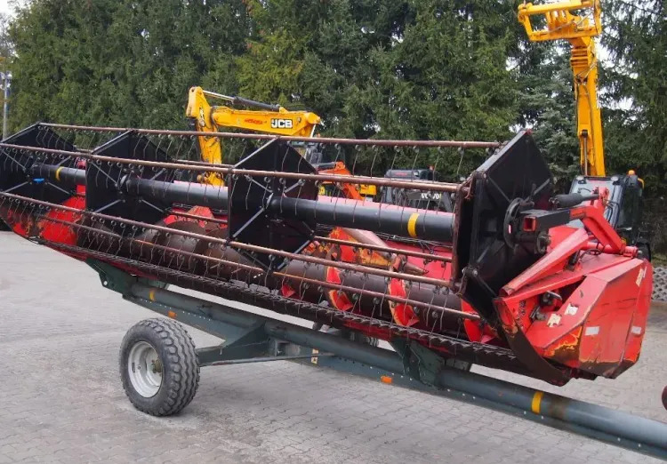 Heder Massey Ferguson Szerokość 5m pasuje do 32, 34, 36, 38, 42, 7254, 7272, 7278 - Θεριζοαλωνιστική μηχανή - κεφαλή: φωτογραφία 2 Heder Massey Ferguson Szerokość 5m pasuje do 32, 34, 36, 38, 42, 7254, 7272, 7278 - Θεριζοαλωνιστική μηχανή - κεφαλή: φωτογραφία 2