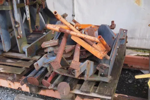 Ładowacz czołowy Tur do ciągnika MF NW JD CLAAS RENAULT - Φορτωτησ για τρακτερ: φωτογραφία 5 Ładowacz czołowy Tur do ciągnika MF NW JD CLAAS RENAULT - Φορτωτησ για τρακτερ: φωτογραφία 5