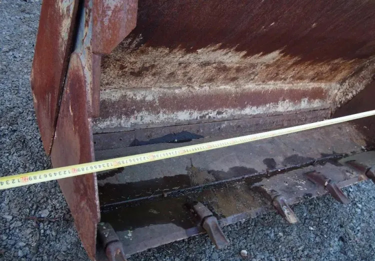 Łyżka do ładowarki otwierana hydraulicznie    2,1m - Κουβάς για φορτωτή: φωτογραφία 2 Łyżka do ładowarki otwierana hydraulicznie    2,1m - Κουβάς για φορτωτή: φωτογραφία 2