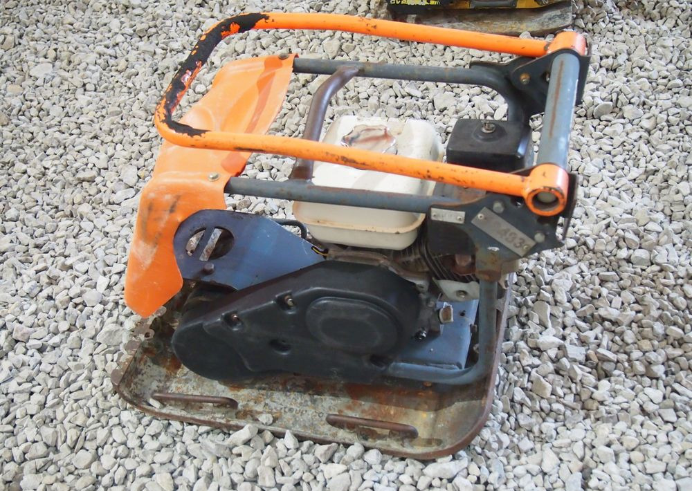 Ubijarka Belle PC5000E 2009 Zagęszczarka ubijarka Bella - Δονητική πλάκα: φωτογραφία 4 Ubijarka Belle PC5000E 2009 Zagęszczarka ubijarka Bella - Δονητική πλάκα: φωτογραφία 4