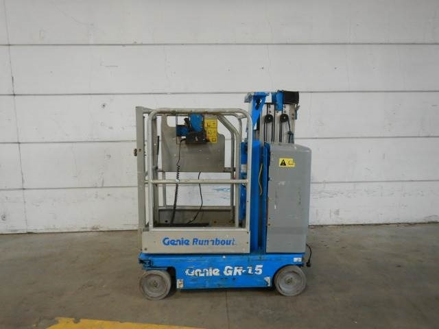 Genie GR15 - Κάθετος ανελκυστήρας με κατάρτι: φωτογραφία 1 Genie GR15 - Κάθετος ανελκυστήρας με κατάρτι: φωτογραφία 1