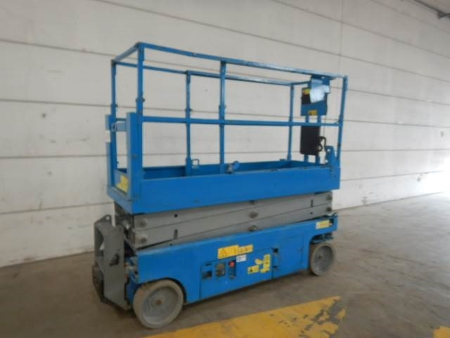Genie GS2032 - Ψαλιδωτό ανυψωτικό: φωτογραφία 3 Genie GS2032 - Ψαλιδωτό ανυψωτικό: φωτογραφία 3