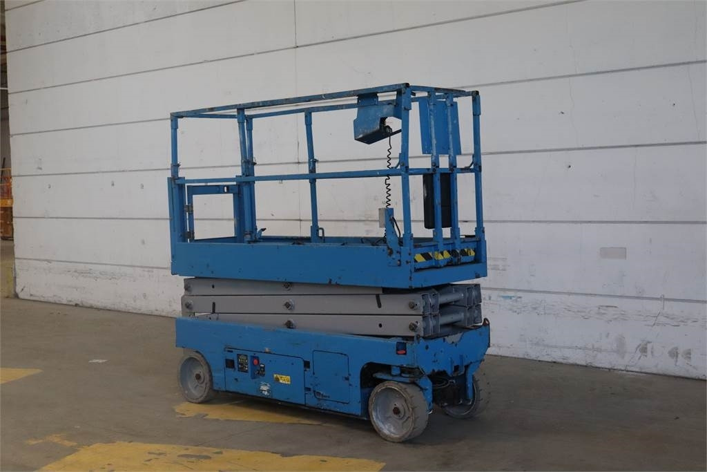 Genie GS2032 - Ψαλιδωτό ανυψωτικό: φωτογραφία 2 Genie GS2032 - Ψαλιδωτό ανυψωτικό: φωτογραφία 2