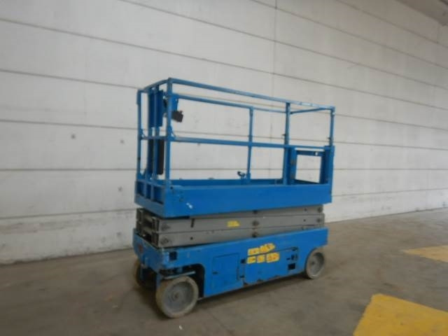 Genie GS2032 - Ψαλιδωτό ανυψωτικό: φωτογραφία 4 Genie GS2032 - Ψαλιδωτό ανυψωτικό: φωτογραφία 4