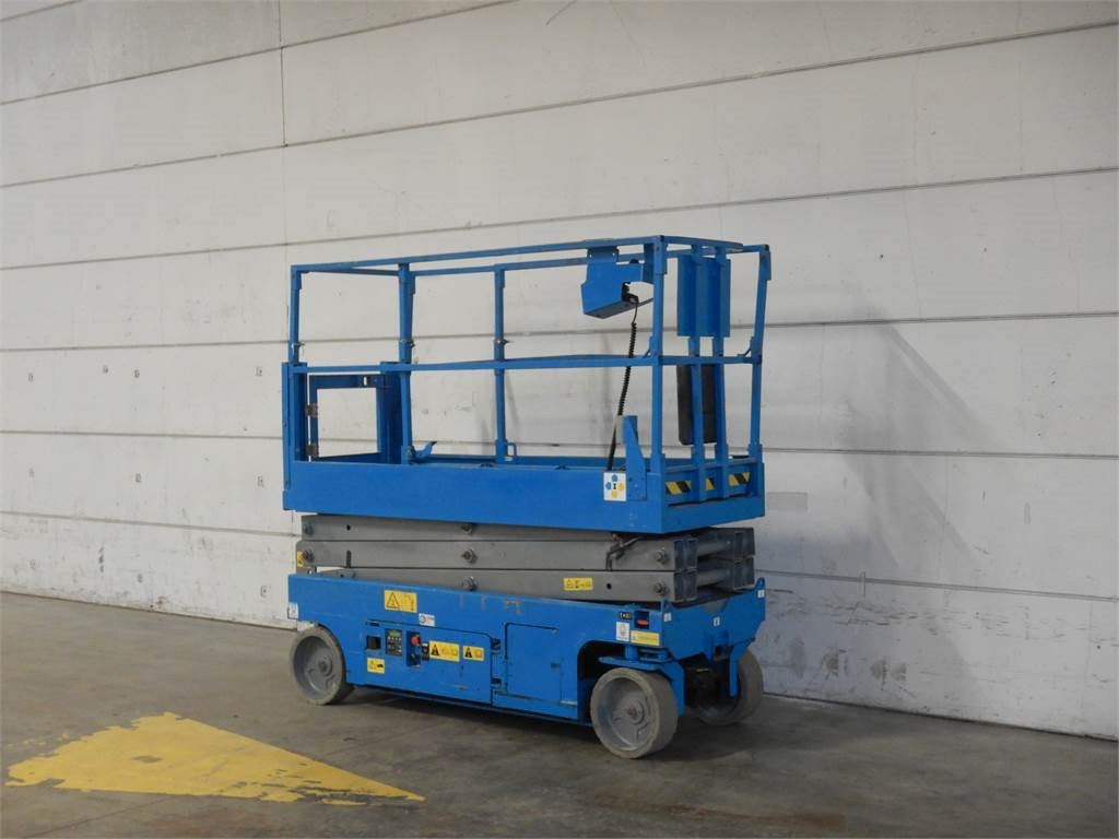 Genie GS2032 - Ψαλιδωτό ανυψωτικό: φωτογραφία 2 Genie GS2032 - Ψαλιδωτό ανυψωτικό: φωτογραφία 2