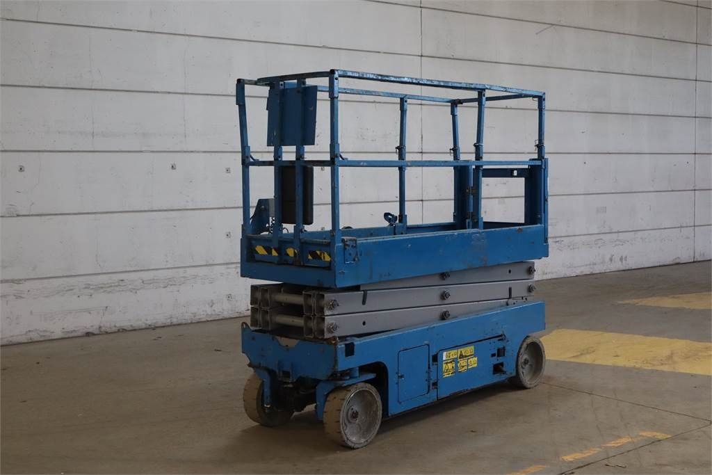 Genie GS2032 - Ψαλιδωτό ανυψωτικό: φωτογραφία 4 Genie GS2032 - Ψαλιδωτό ανυψωτικό: φωτογραφία 4