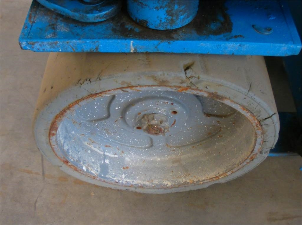 Ψαλιδωτό ανυψωτικό Genie GS2646: φωτογραφία 13 Ψαλιδωτό ανυψωτικό Genie GS2646: φωτογραφία 13