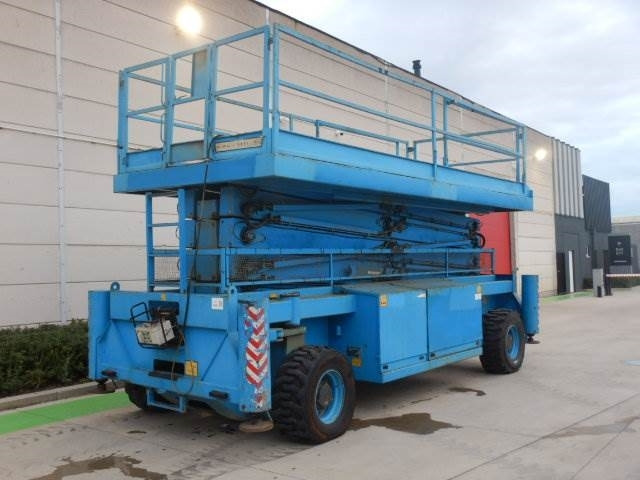 Holland Lift M250DL27 - Ψαλιδωτό ανυψωτικό: φωτογραφία 2 Holland Lift M250DL27 - Ψαλιδωτό ανυψωτικό: φωτογραφία 2