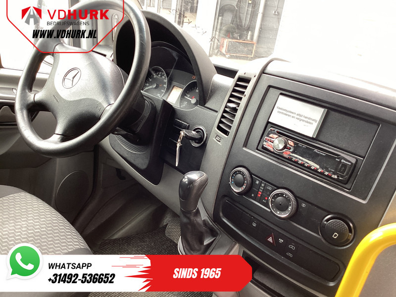 Mercedes-Benz Sprinter 313 2.2 CDI Aut. L2H2 €11.132 Incl. BTW BPM VRIJ! EXPORT ONLY Combi/ 9 Persoons/ Kombi/ 9P/ Airco/ Rolstoellift - Μικρό λεωφορείο, Επιβατικό βαν: φωτογραφία 3 Mercedes-Benz Sprinter 313 2.2 CDI Aut. L2H2 €11.132 Incl. BTW BPM VRIJ! EXPORT ONLY Combi/ 9 Persoons/ Kombi/ 9P/ Airco/ Rolstoellift - Μικρό λεωφορείο, Επιβατικό βαν: φωτογραφία 3