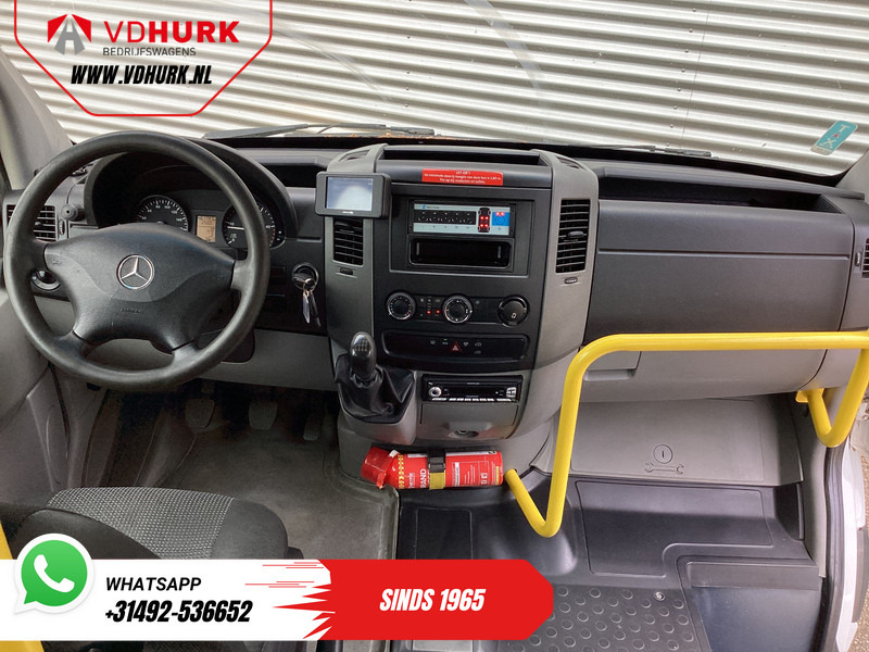 Mercedes-Benz Sprinter 313 2.2 CDI L2H2 € 10.164 Incl. BTW EXPORT ONLY Combi/ 9 Persoons/ Kombi/ 9P/ Airco/ Rolstoellift - Μικρό λεωφορείο, Επιβατικό βαν: φωτογραφία 3 Mercedes-Benz Sprinter 313 2.2 CDI L2H2 € 10.164 Incl. BTW EXPORT ONLY Combi/ 9 Persoons/ Kombi/ 9P/ Airco/ Rolstoellift - Μικρό λεωφορείο, Επιβατικό βαν: φωτογραφία 3