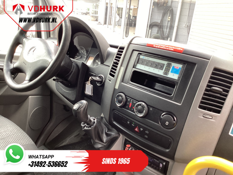Mercedes-Benz Sprinter 313 2.2 CDI L2H2 €9922 Incl. BTW BPM VRIJ! EXPORT ONLY Combi/ 9 Persoons/ Kombi/ 9P/ Airco/ Rolstoellift - Μικρό λεωφορείο, Επιβατικό βαν: φωτογραφία 3 Mercedes-Benz Sprinter 313 2.2 CDI L2H2 €9922 Incl. BTW BPM VRIJ! EXPORT ONLY Combi/ 9 Persoons/ Kombi/ 9P/ Airco/ Rolstoellift - Μικρό λεωφορείο, Επιβατικό βαν: φωτογραφία 3
