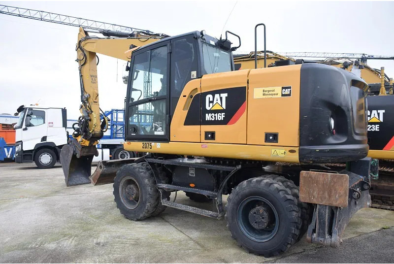 Caterpillar M316F - Τροχοφόρος εκσκαφέας: φωτογραφία 2 Caterpillar M316F - Τροχοφόρος εκσκαφέας: φωτογραφία 2