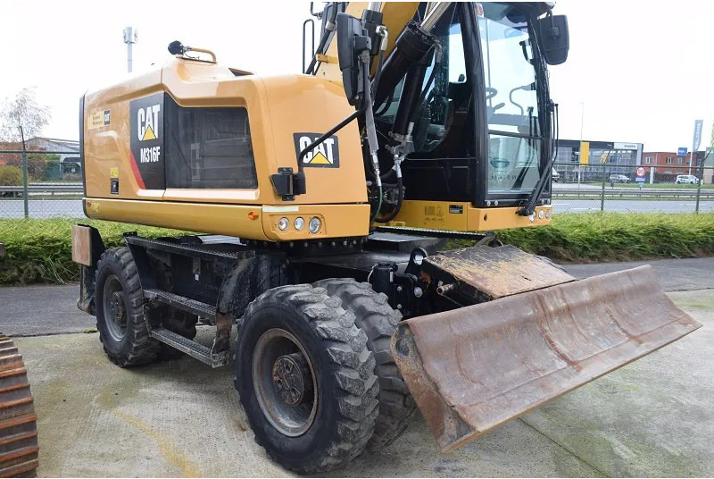 Caterpillar M316F - Τροχοφόρος εκσκαφέας: φωτογραφία 3 Caterpillar M316F - Τροχοφόρος εκσκαφέας: φωτογραφία 3