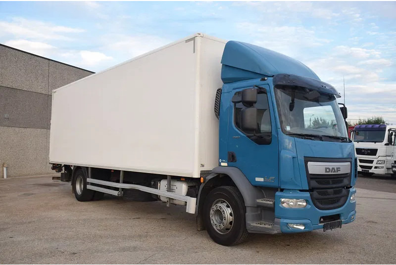DAF LF 280 - Φορτηγό κόφα: φωτογραφία 4 DAF LF 280 - Φορτηγό κόφα: φωτογραφία 4