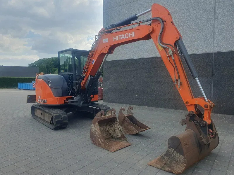 Hitachi ZX65 USB -5 A CLR - Ερπυστριοφόρος εκσκαφέας: φωτογραφία 1 Hitachi ZX65 USB -5 A CLR - Ερπυστριοφόρος εκσκαφέας: φωτογραφία 1
