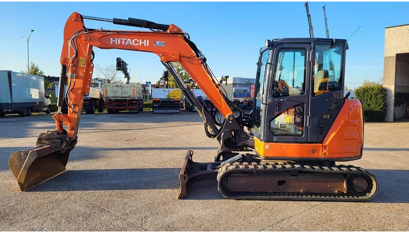 Hitachi ZX65USB-5A CLR - Ερπυστριοφόρος εκσκαφέας: φωτογραφία 2 Hitachi ZX65USB-5A CLR - Ερπυστριοφόρος εκσκαφέας: φωτογραφία 2