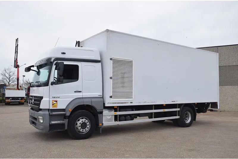 Mercedes-Benz Axor 1824 - Φορτηγό κόφα: φωτογραφία 3 Mercedes-Benz Axor 1824 - Φορτηγό κόφα: φωτογραφία 3