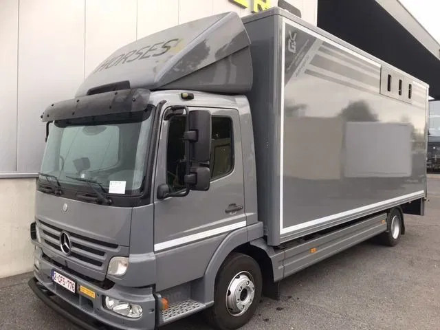 Mercedes-Benz Atego 1018 *Cruise control*Airco*Achteruitrijcamera*elektrische ruiten - Φορτηγό μεταφοράς αλόγων: φωτογραφία 1 Mercedes-Benz Atego 1018 *Cruise control*Airco*Achteruitrijcamera*elektrische ruiten - Φορτηγό μεταφοράς αλόγων: φωτογραφία 1