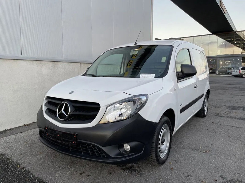 Mercedes-Benz Citan 109 CDI *Navigatie*Airco*Buitenspiegels verwarmd&elektr. verstelbaar - Μικρό βαν: φωτογραφία 1 Mercedes-Benz Citan 109 CDI *Navigatie*Airco*Buitenspiegels verwarmd&elektr. verstelbaar - Μικρό βαν: φωτογραφία 1