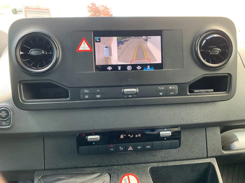 Mercedes-Benz Sprinter 315 L3H2*NEW Carrier xarios 350 -18°C*achteruitrijcamera*navigatie*zetelverwarming*360° camera* - Επαγγελματικό αυτοκίνητο ψυγείο: φωτογραφία 4 Mercedes-Benz Sprinter 315 L3H2*NEW Carrier xarios 350 -18°C*achteruitrijcamera*navigatie*zetelverwarming*360° camera* - Επαγγελματικό αυτοκίνητο ψυγείο: φωτογραφία 4