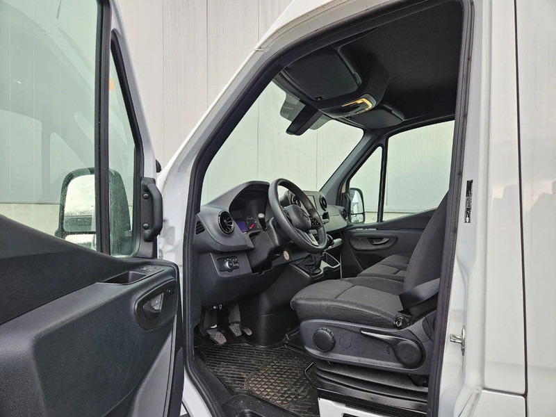 Mercedes-Benz Sprinter 317 L2H2*Achteruitrijcamera*360°camera*Zetelverwarming* - Βαν: φωτογραφία 3 Mercedes-Benz Sprinter 317 L2H2*Achteruitrijcamera*360°camera*Zetelverwarming* - Βαν: φωτογραφία 3