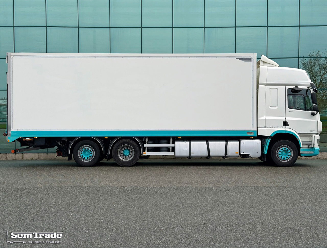 DAF CF 450 SC Heiwo Isolated BOX 875 x 250 x 275 INS. Carrier Cooling 340.000 KM Tail Lift Super Condition NEW APK - TUV - Φορτηγό ψυγείο: φωτογραφία 5 DAF CF 450 SC Heiwo Isolated BOX 875 x 250 x 275 INS. Carrier Cooling 340.000 KM Tail Lift Super Condition NEW APK - TUV - Φορτηγό ψυγείο: φωτογραφία 5