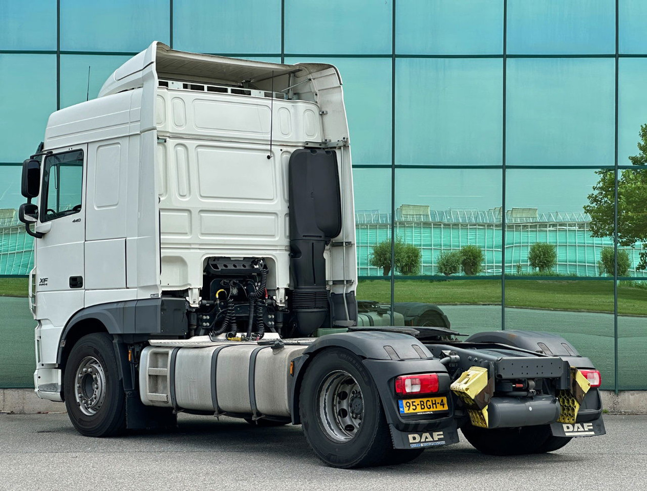 DAF XF 440 FT Intarder - Retarder 2x Tanks 772.000 KM NL Truck - Τράκτορας: φωτογραφία 3 DAF XF 440 FT Intarder - Retarder 2x Tanks 772.000 KM NL Truck - Τράκτορας: φωτογραφία 3